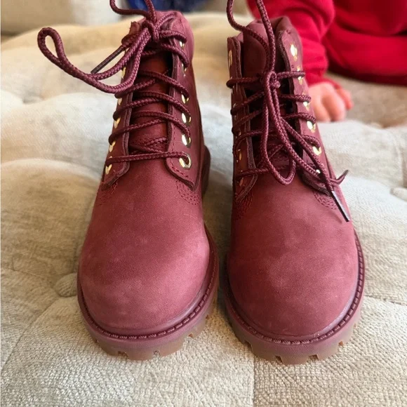 Timberland Maroon Lace-Up Boots - Picture 5 of 7